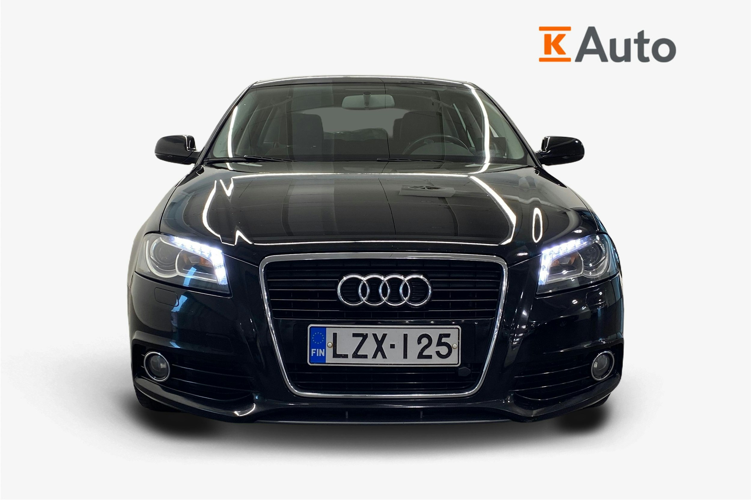 Musta Audi A3 2012 kuva 5.