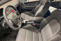 Musta Audi A3 2012 kuva 10.