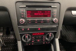 Musta Audi A3 2012 kuva 16.