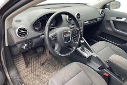 harmaa Audi A3 2012 kuva 3.