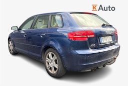 sininen Audi A3 2012 kuva 2.