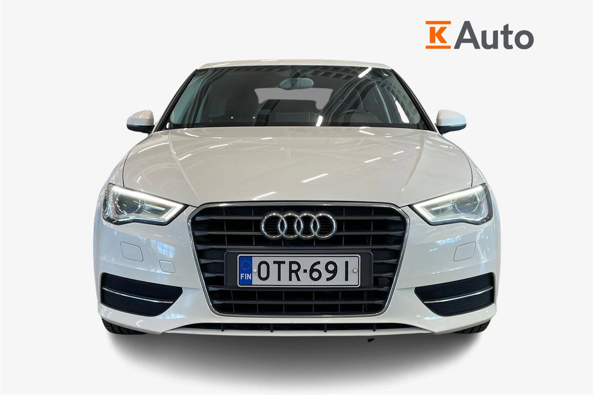 valkoinen Audi A3 2013 kuva 5.