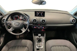 valkoinen Audi A3 2013 kuva 9.