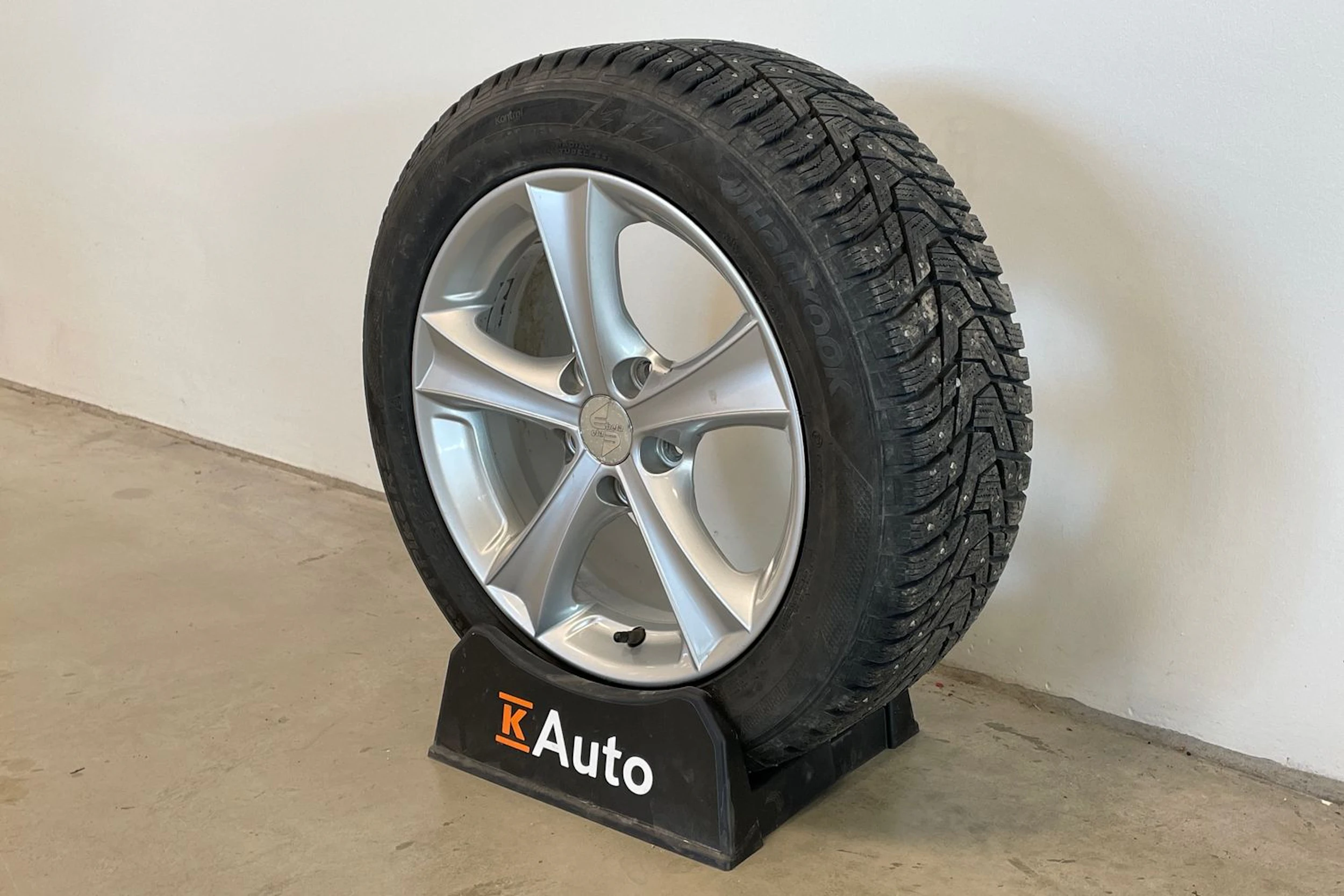 valkoinen Audi A3 2013 kuva 13.