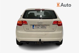 valkoinen Audi A3 2012 kuva 3.