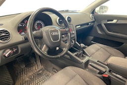 valkoinen Audi A3 2012 kuva 7.