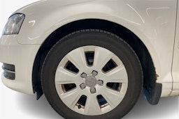 valkoinen Audi A3 2012 kuva 11.