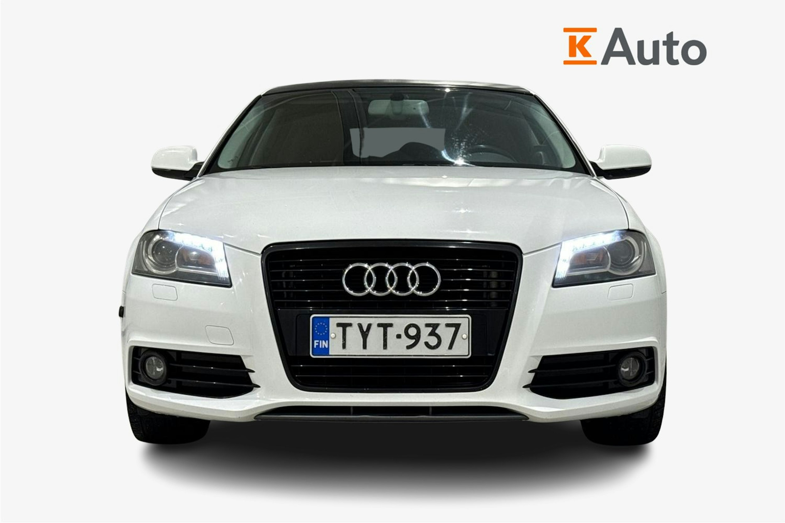 valkoinen Audi A3 2012 kuva 5.