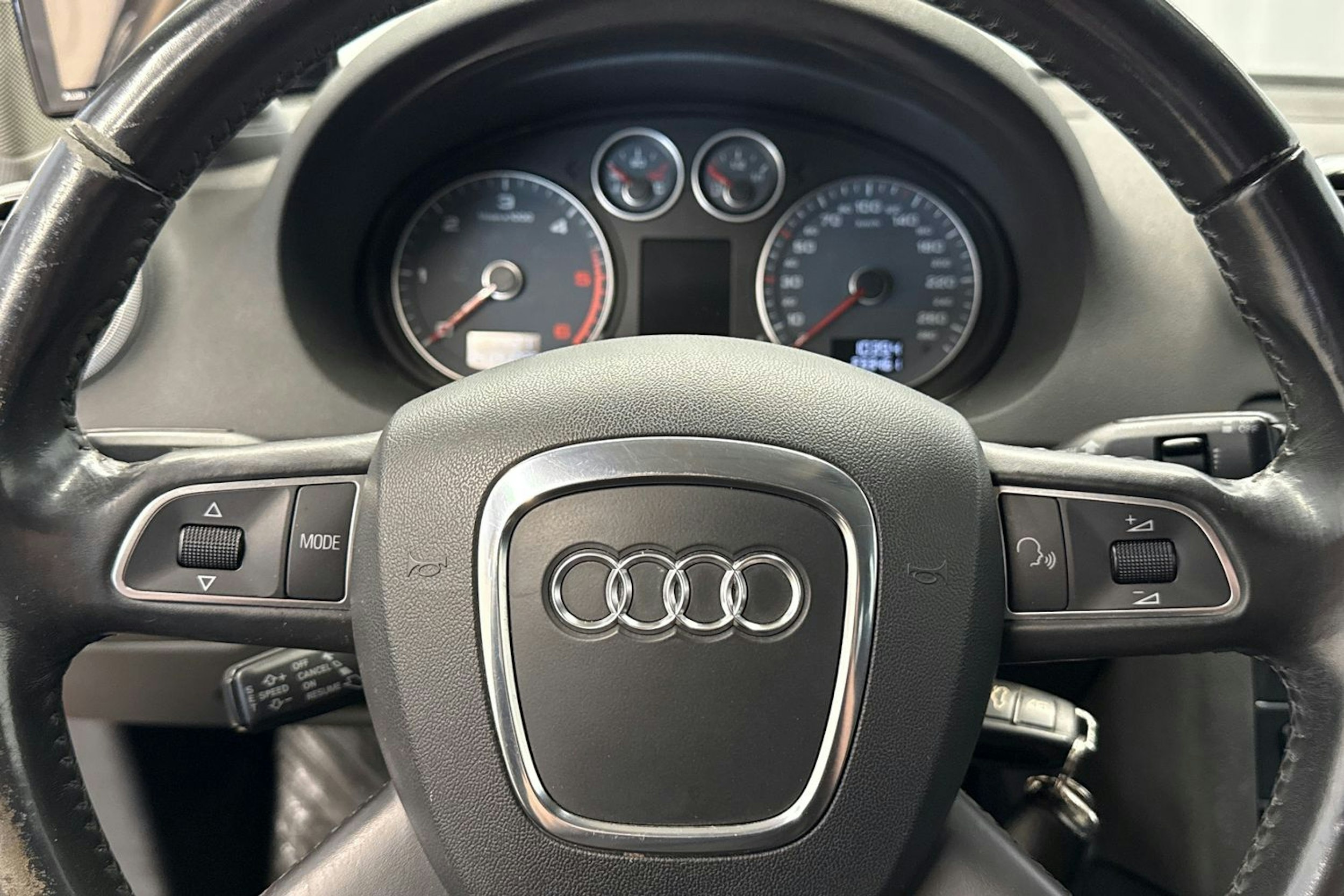 punainen Audi A3 2012 kuva 14.