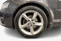 harmaa Audi A3 2012 kuva 11.