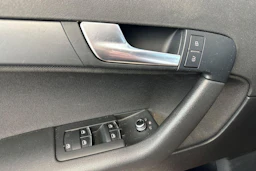 Punainen Audi A3 2012 kuva 11.