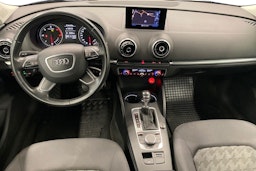 sininen Audi A3 2013 kuva 9.
