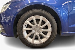 sininen Audi A3 2013 kuva 11.