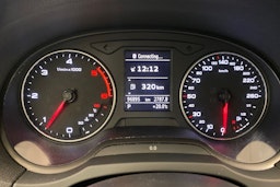 sininen Audi A3 2013 kuva 16.