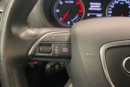 sininen Audi A3 2013 kuva 17.