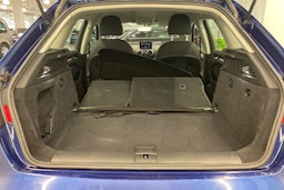 sininen Audi A3 2013 kuva 32.