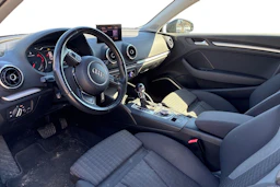 musta Audi A3 2013 kuva 3.