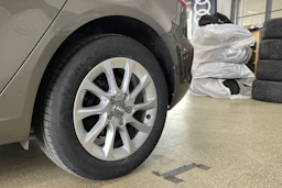 Harmaa Audi A3 2013 kuva 10.