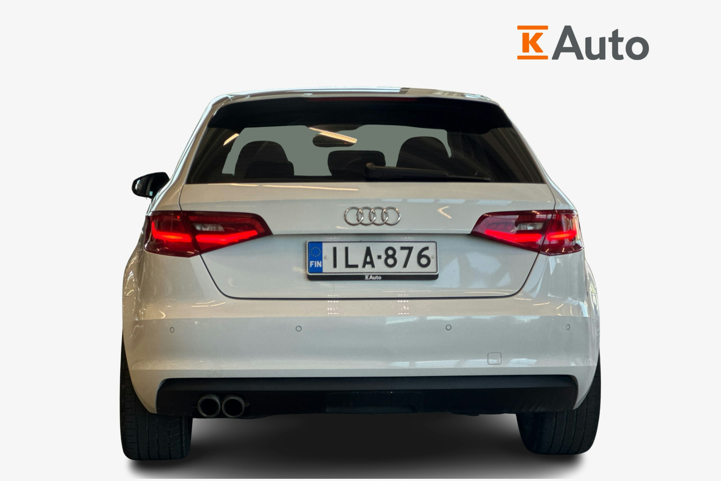 Valkoinen Audi A3 2013 kuva 3.