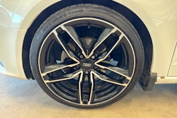Valkoinen Audi A3 2013 kuva 9.