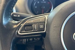 Valkoinen Audi A3 2013 kuva 12.