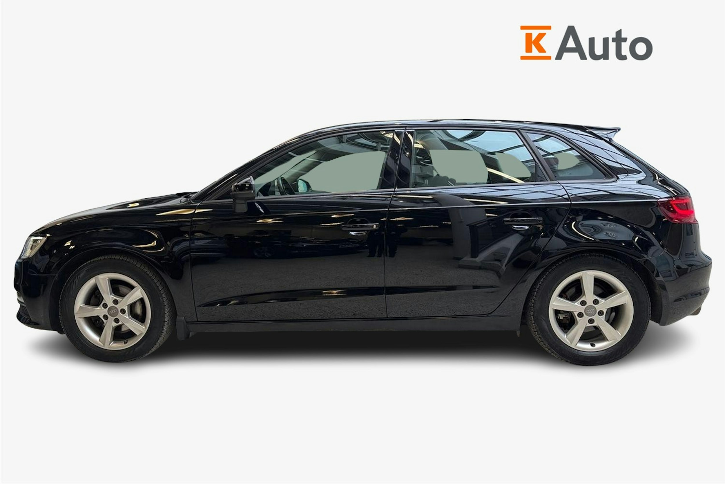 musta Audi A3 2013 kuva 6.