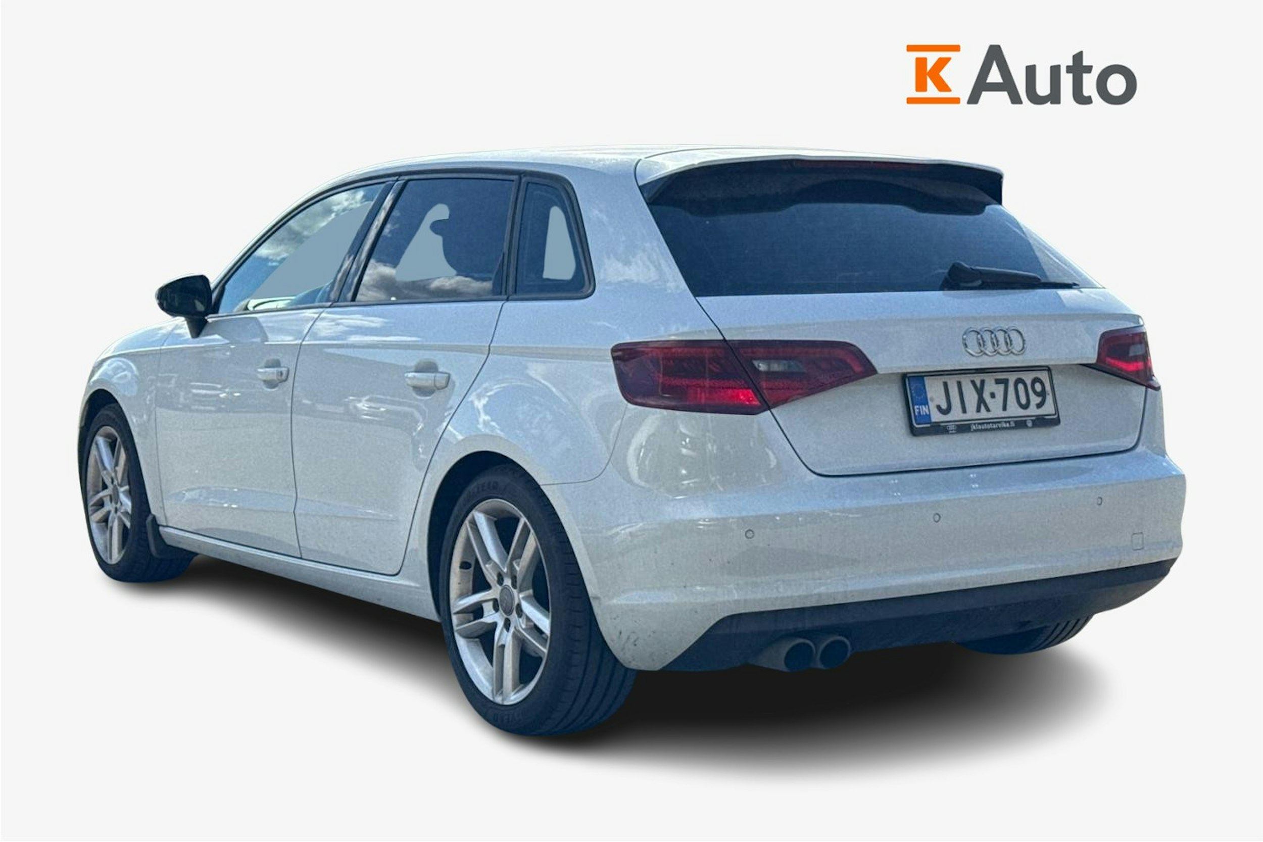 valkoinen Audi A3 2013 kuva 2.