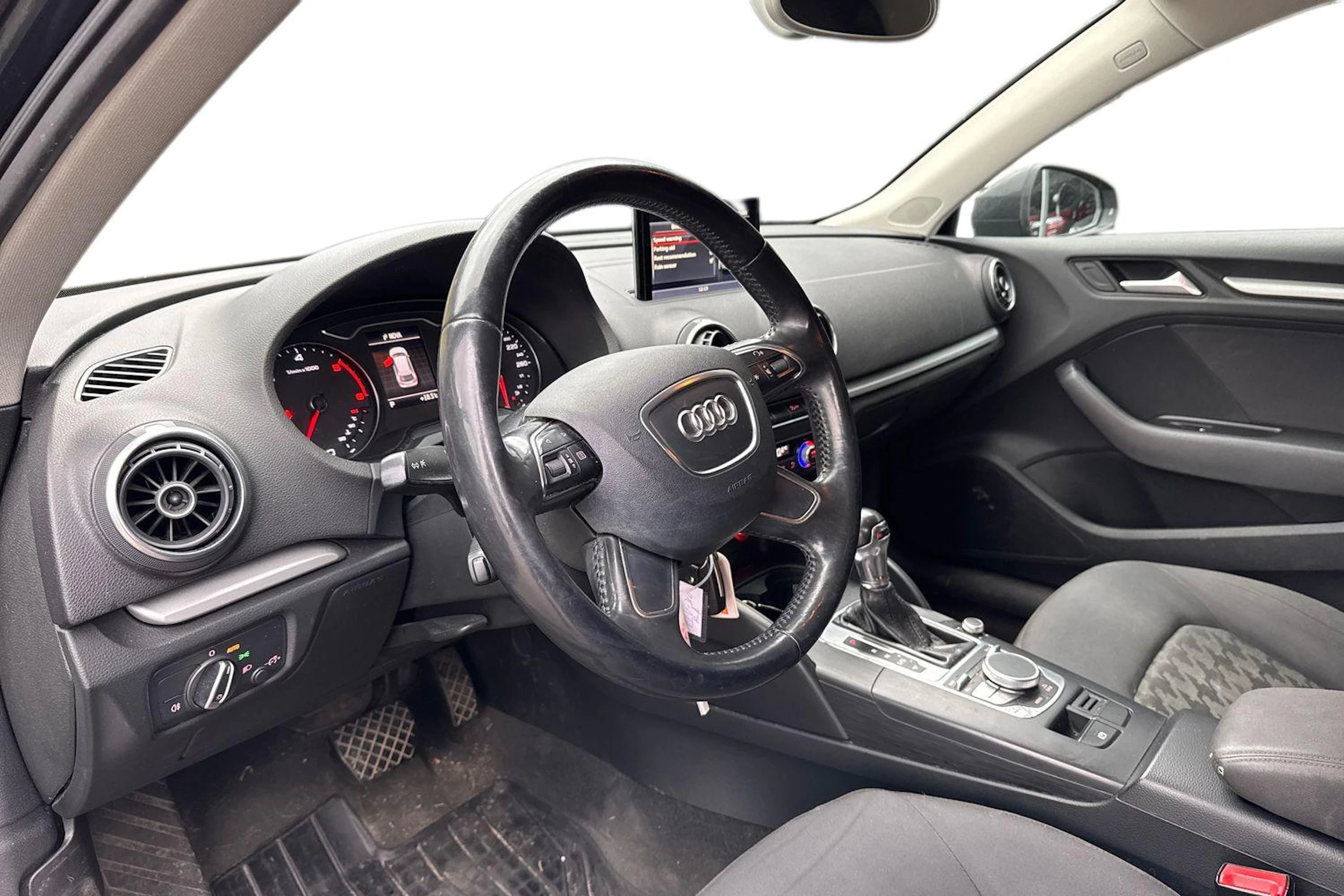 musta Audi A3 2013 kuva 3.