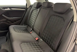 musta Audi A3 2013 kuva 11.
