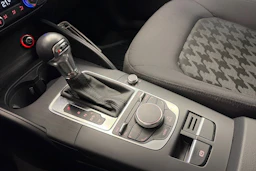 musta Audi A3 2013 kuva 26.