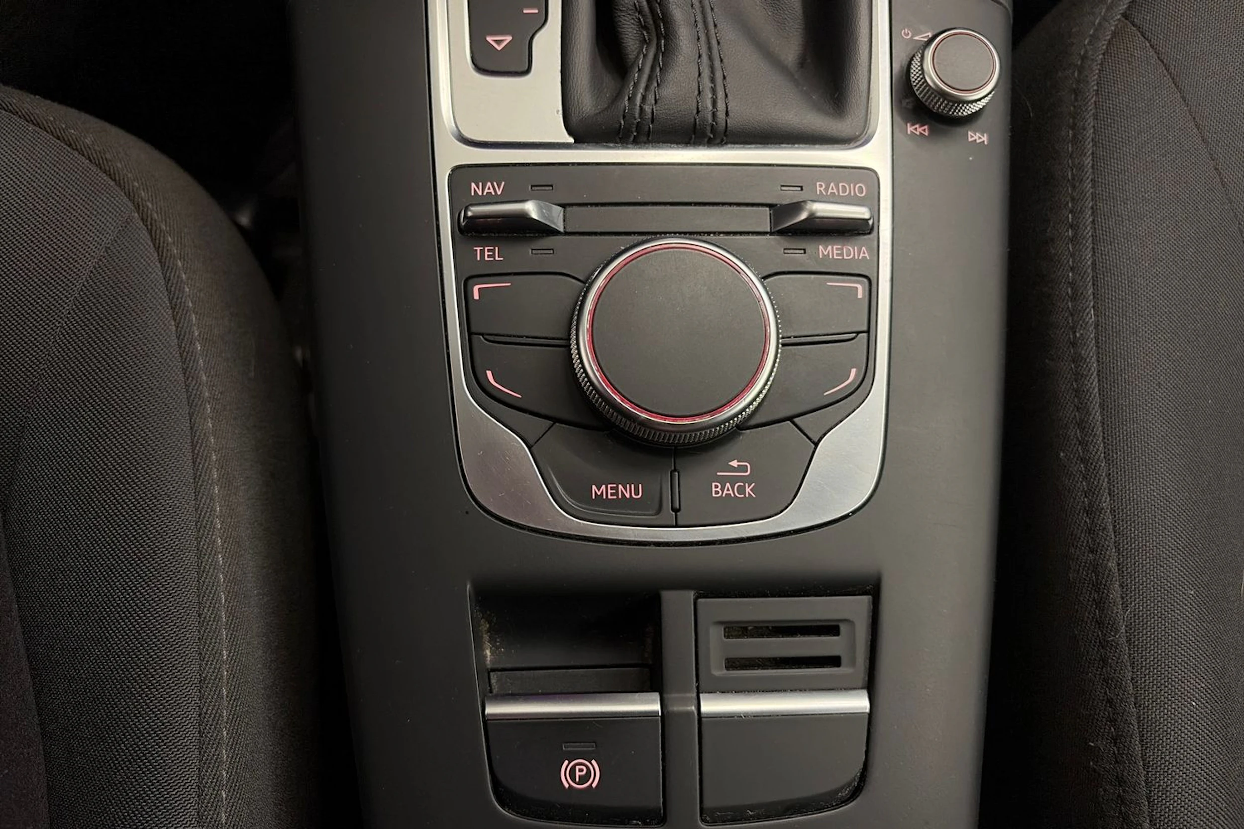 musta Audi A3 2013 kuva 27.