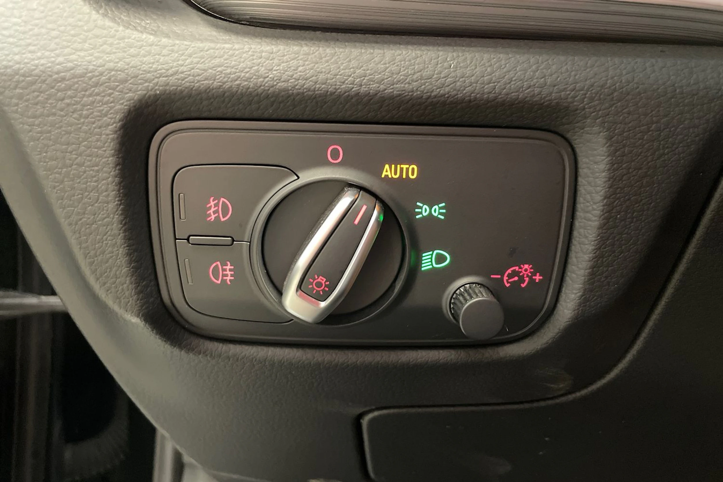 musta Audi A3 2013 kuva 16.