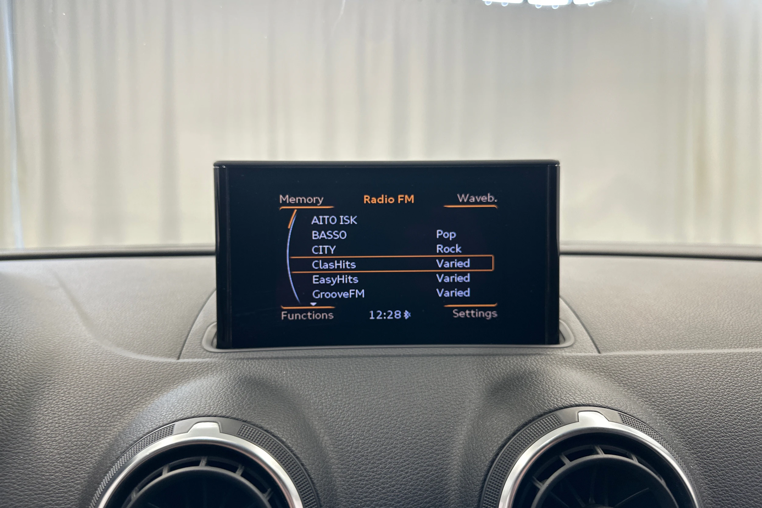 musta Audi A3 2013 kuva 16.