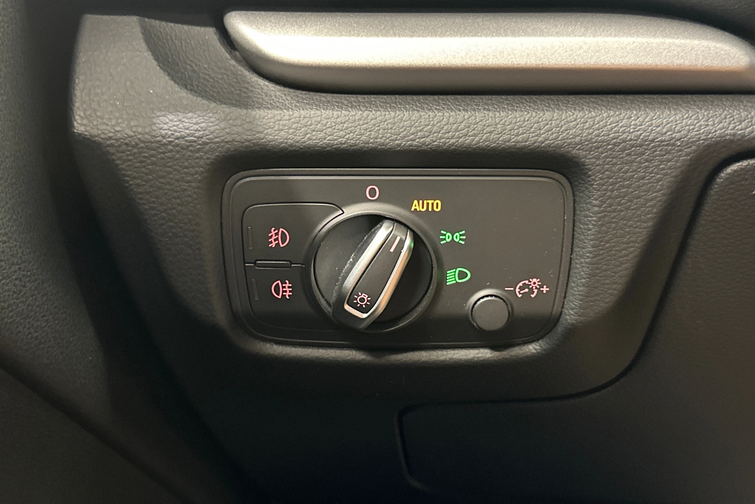 musta Audi A3 2013 kuva 19.