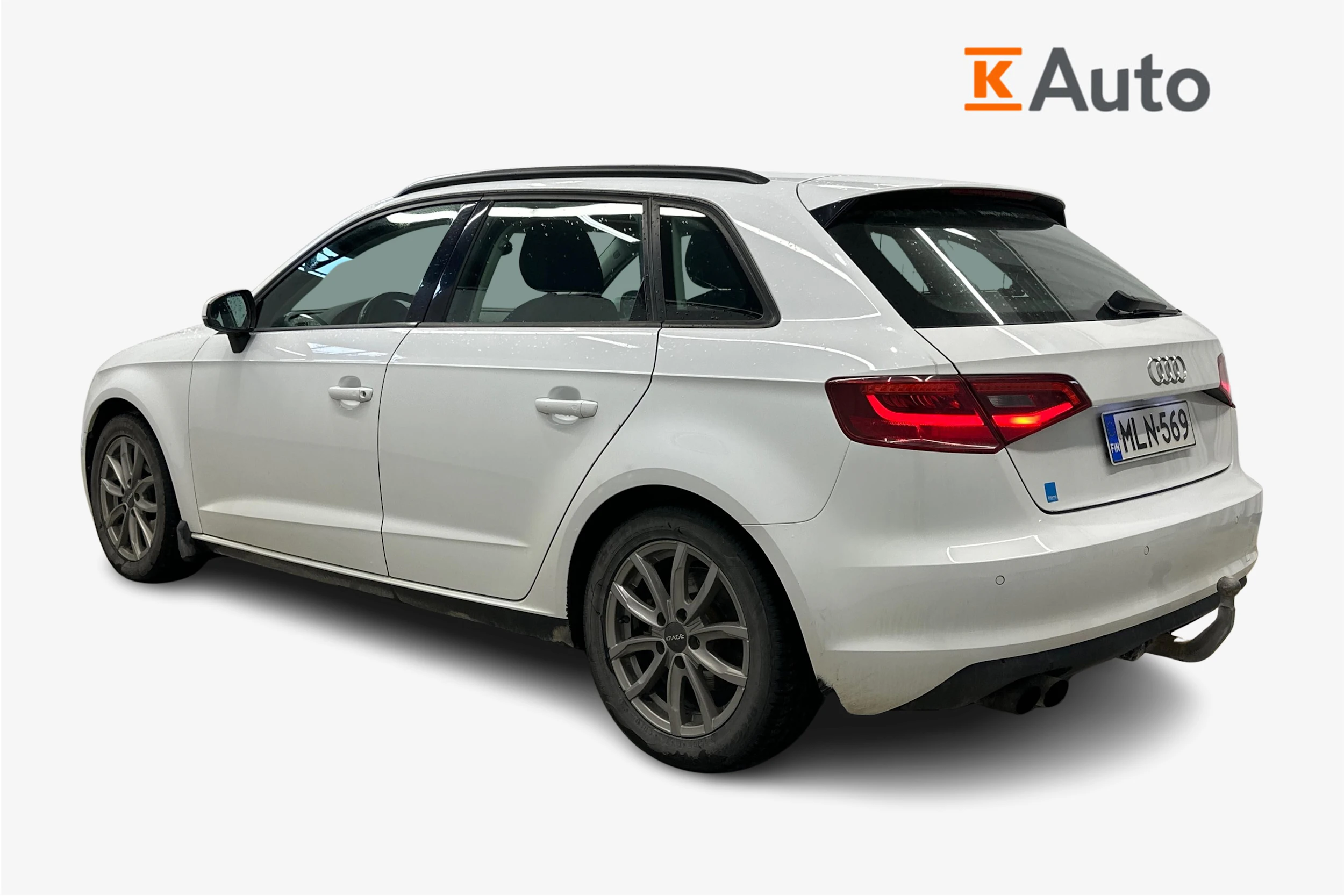 valkoinen Audi A3 2013 kuva 2.