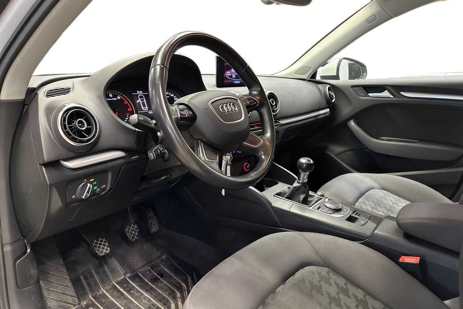 Audi A3 2013, photo 6/23