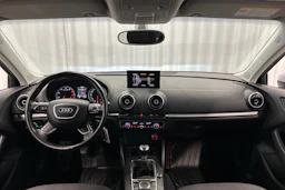 valkoinen Audi A3 2013 kuva 11.