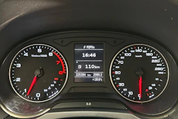 valkoinen Audi A3 2013 kuva 15.
