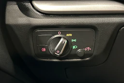 valkoinen Audi A3 2013 kuva 20.
