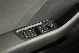 valkoinen Audi A3 2013 kuva 21.