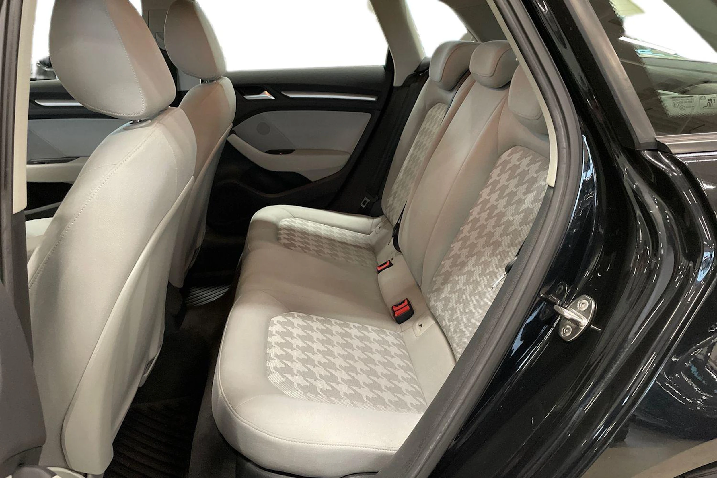 musta Audi A3 2014 kuva 12.