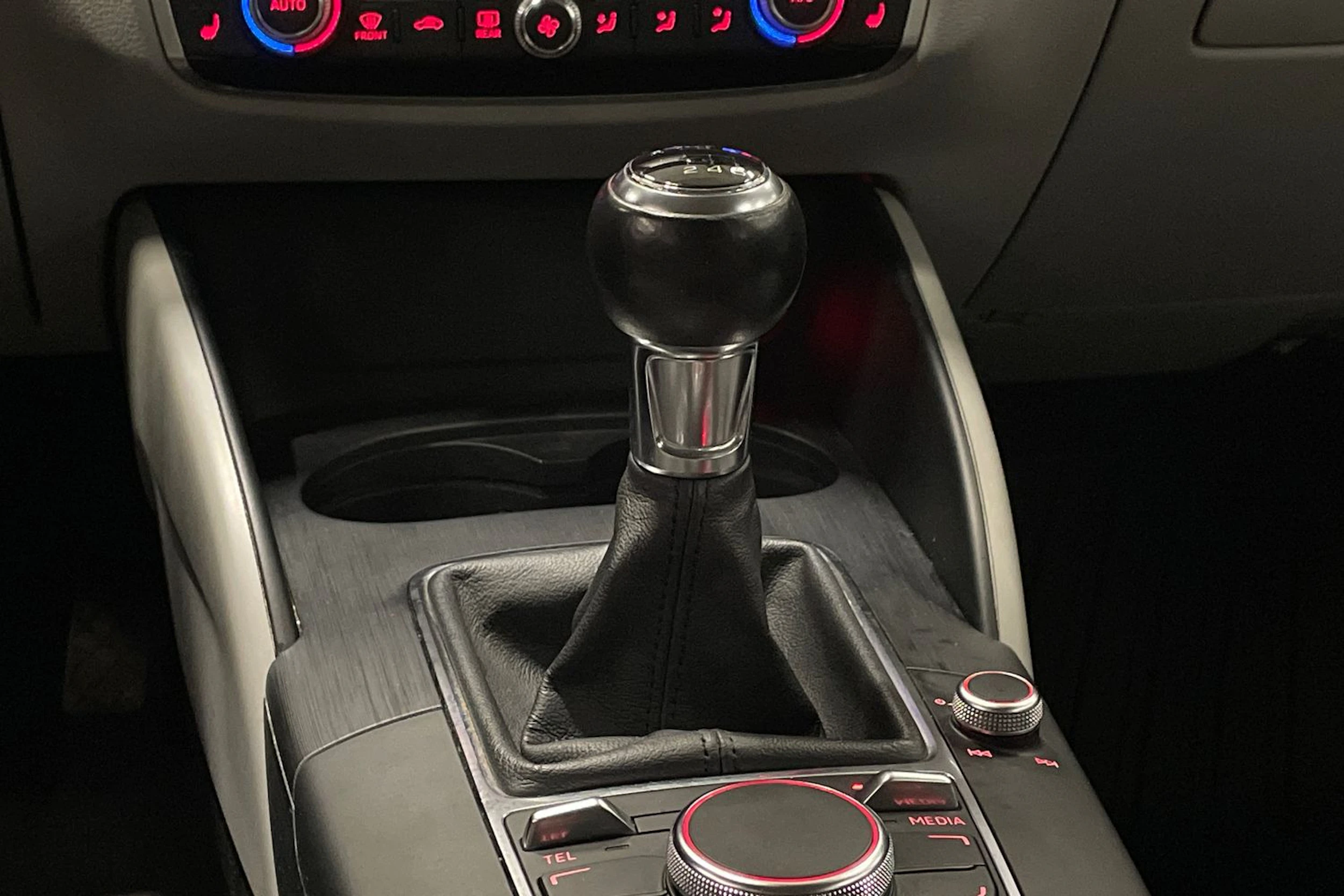musta Audi A3 2014 kuva 26.