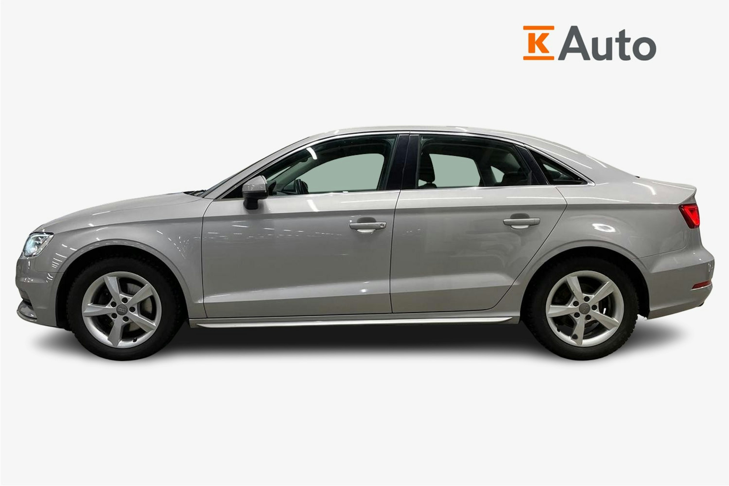 harmaa Audi A3 2014 kuva 6.