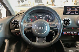 musta Audi A3 2013 kuva 16.