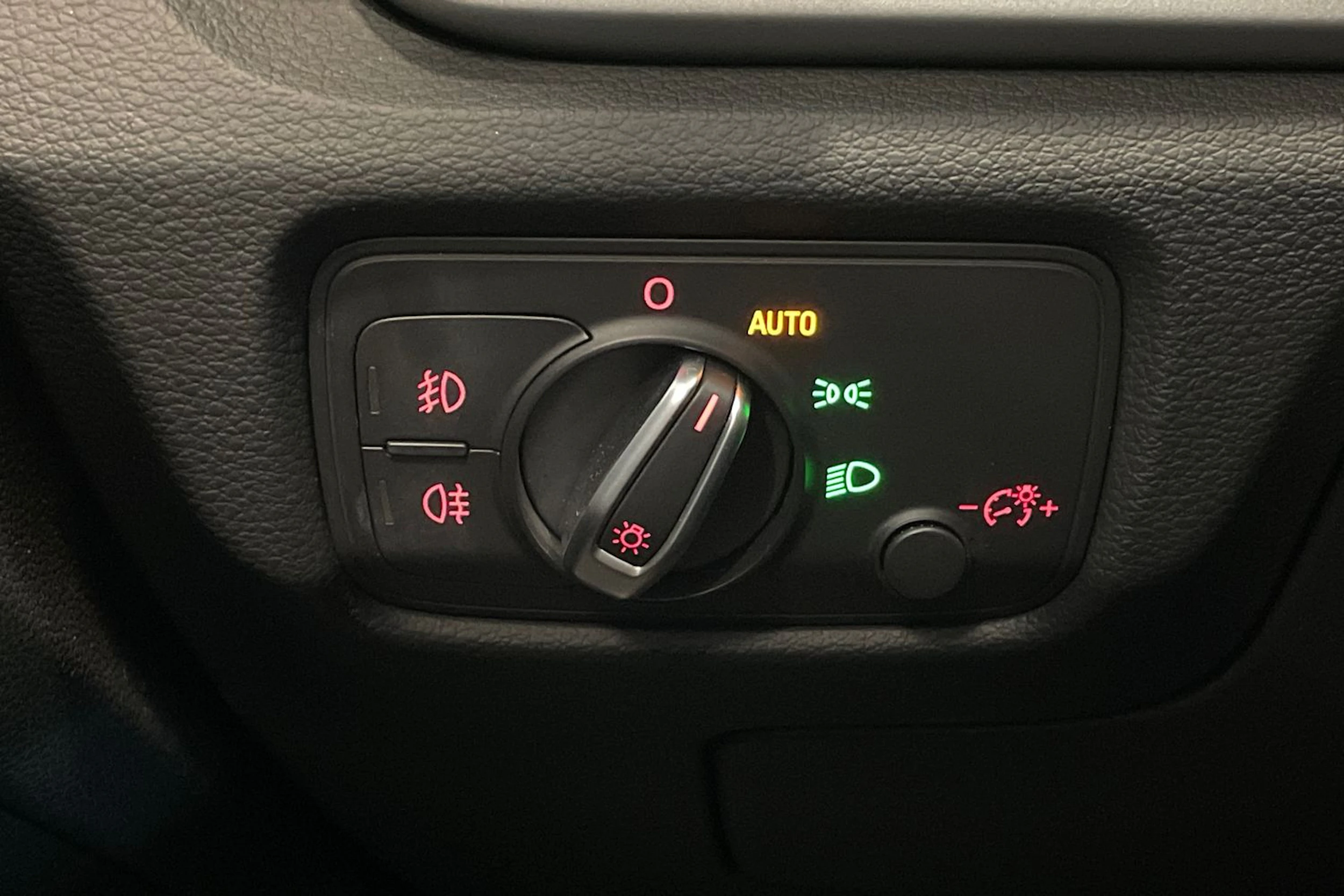 musta Audi A3 2013 kuva 20.