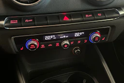musta Audi A3 2013 kuva 28.