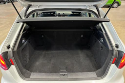 valkoinen Audi A3 2013 kuva 20.