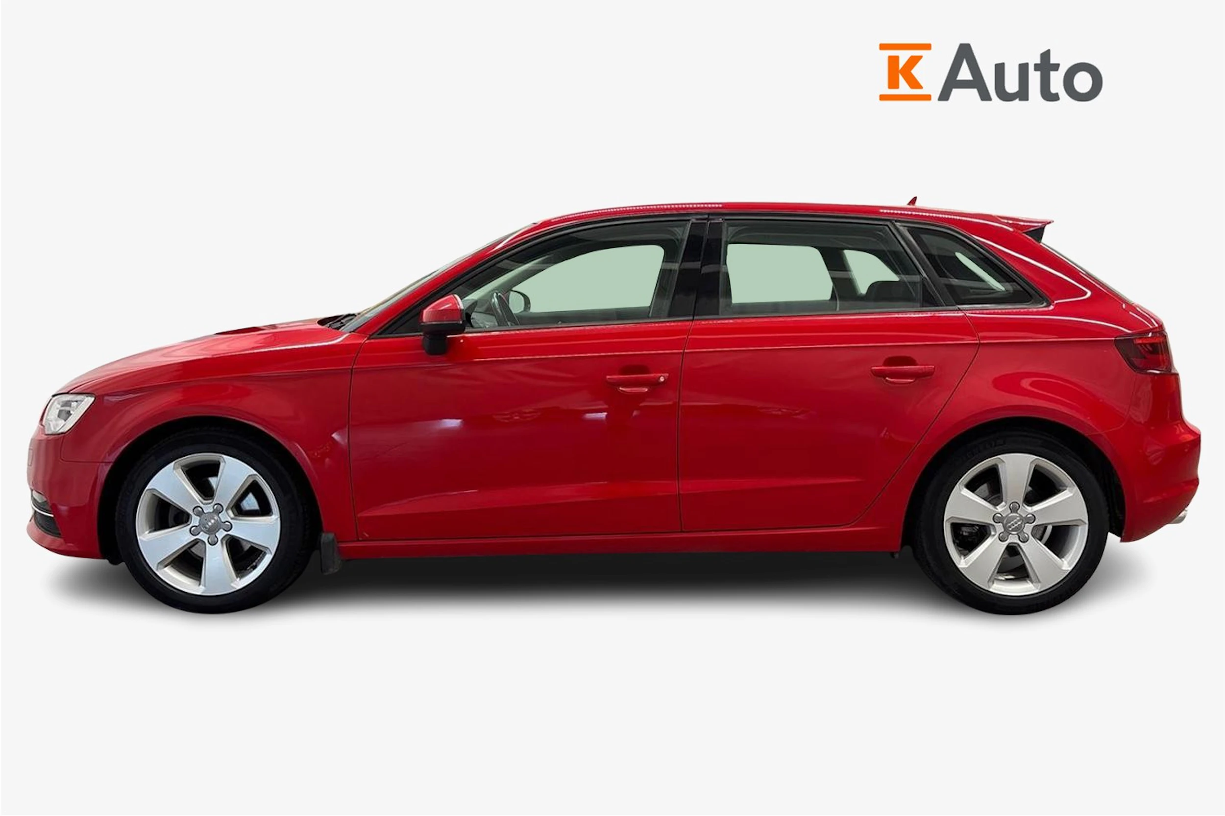 punainen Audi A3 2014 kuva 5.