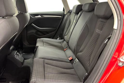 punainen Audi A3 2014 kuva 8.