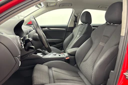 punainen Audi A3 2014 kuva 11.